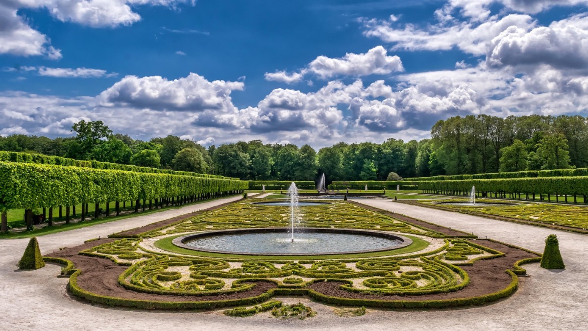 Alguns locais possuem lagos maiores e mais caprichados / Pixabay