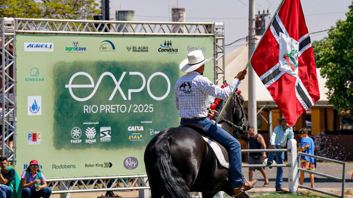 O evento implantou o primeiro centro de melhoramento genético para gado leiteiro e de corte gratuito/Pref. Rio Preto