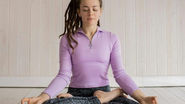 Aplicativos de meditação realmente podem aliviar estresse, ansiedade e insônia