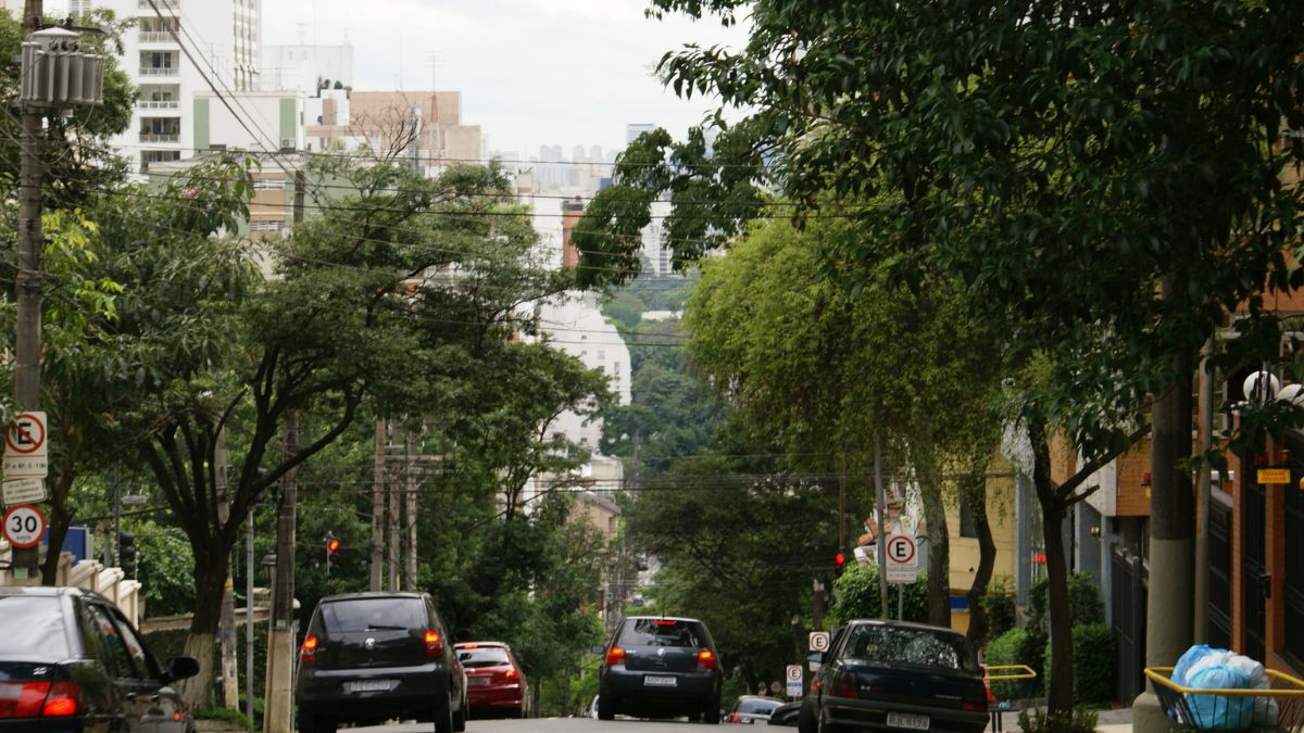 Rua Peixoto Gomide, em São Paulo