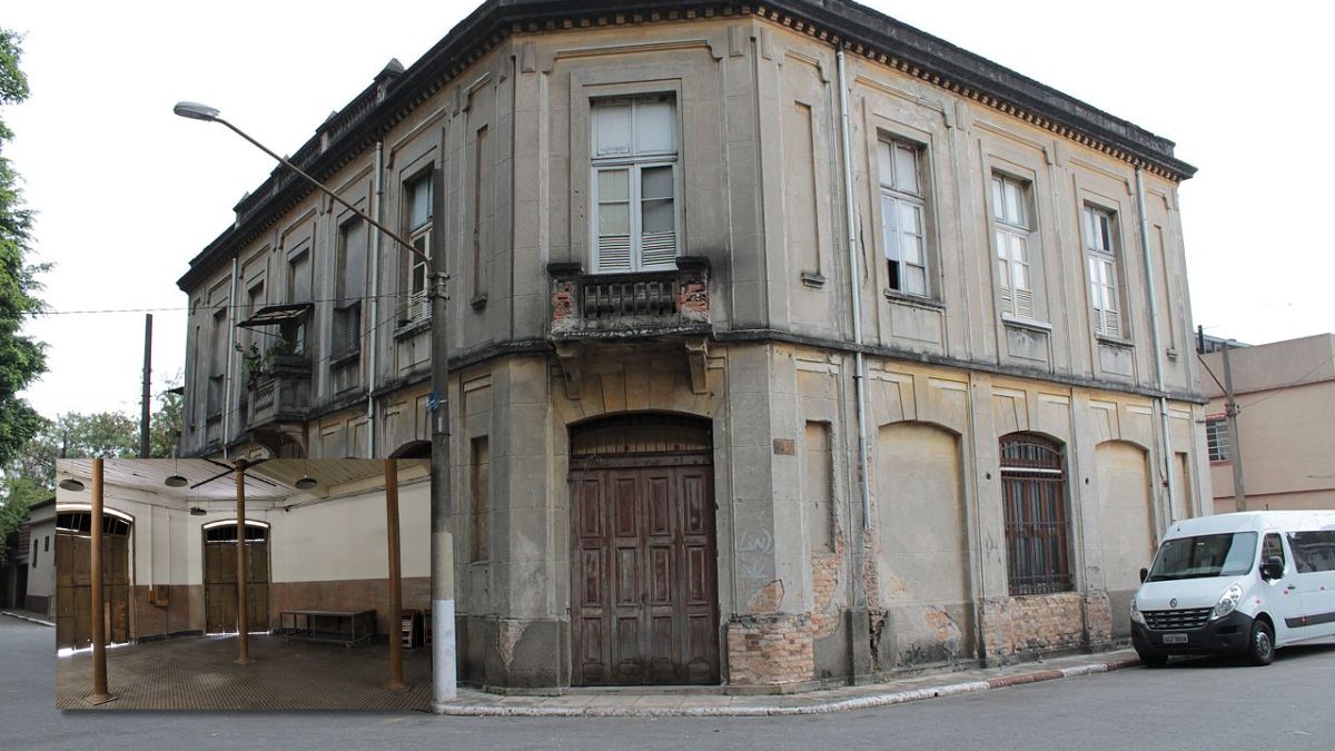 Esquina da antiga farmácia da vila, hoje sede do Grupo XIX de Teatro; interior do espaço adaptado para atividades culturais/ CapozziBruno/Wikimedia Commons