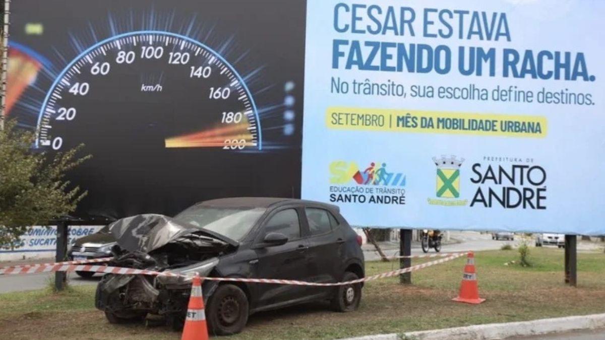 A Prefeitura de Santo André espalhou outdoors com dados de acidentes para impactar moradores