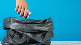 A decisão visa aumentar a eficiência da reciclagem e o reaproveitamento de materiais, alinhando-se com metas ambientais cada vez mais exigentes na União Europeia.