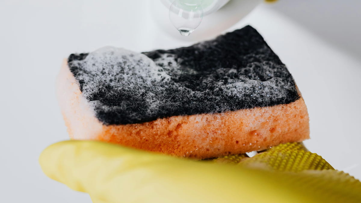 Este utensílio promete deixar a esponja sendo cada vez menos usada como uma primeira opção na hora da limpeza