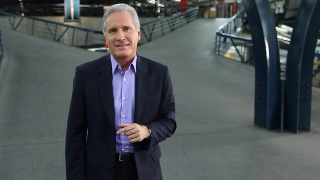 Como já mencionado, Roberto Justus é empresário, publicitário e apresentador brasileiro, conhecido principalmente por sua atuação na área de marketing e propaganda/Divulgação - TV Record