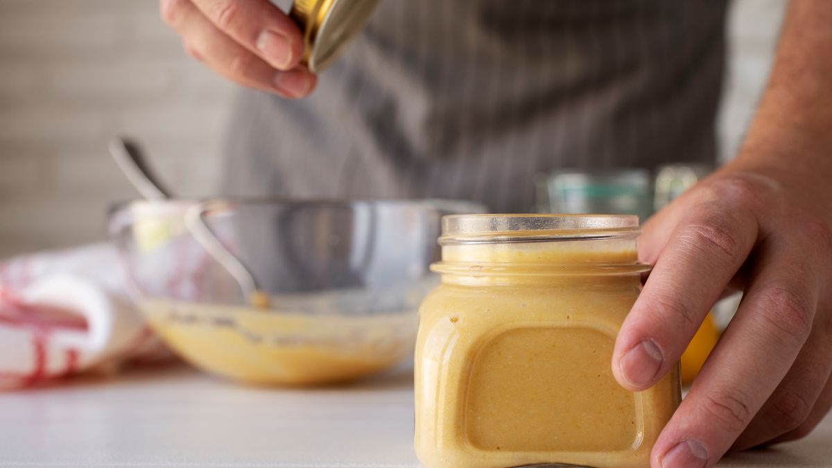 Entenda por que a banha é uma alternativa ideal e mais barata para o óleo de girassol