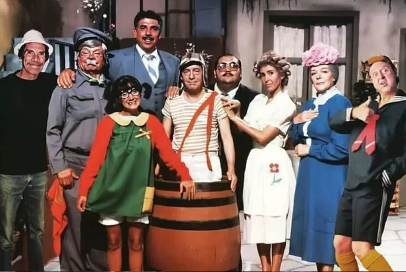 Por mais que o programa jamais tenha citado o nome verdadeiro do seu protagonista, sua origem também é um mistério (Televisa/Reprodução)