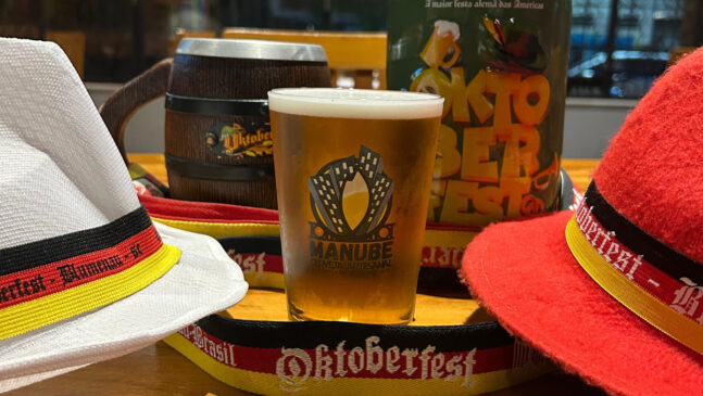 Entre os destaques está a Festbier, criada especialmente para a ocasião, além da tradicional Pilsen