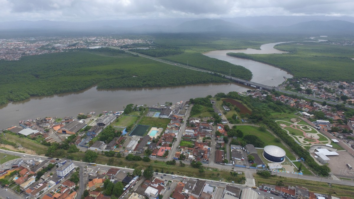 Novas regras buscam alinhar crescimento urbano / Renan Lousada/DL
