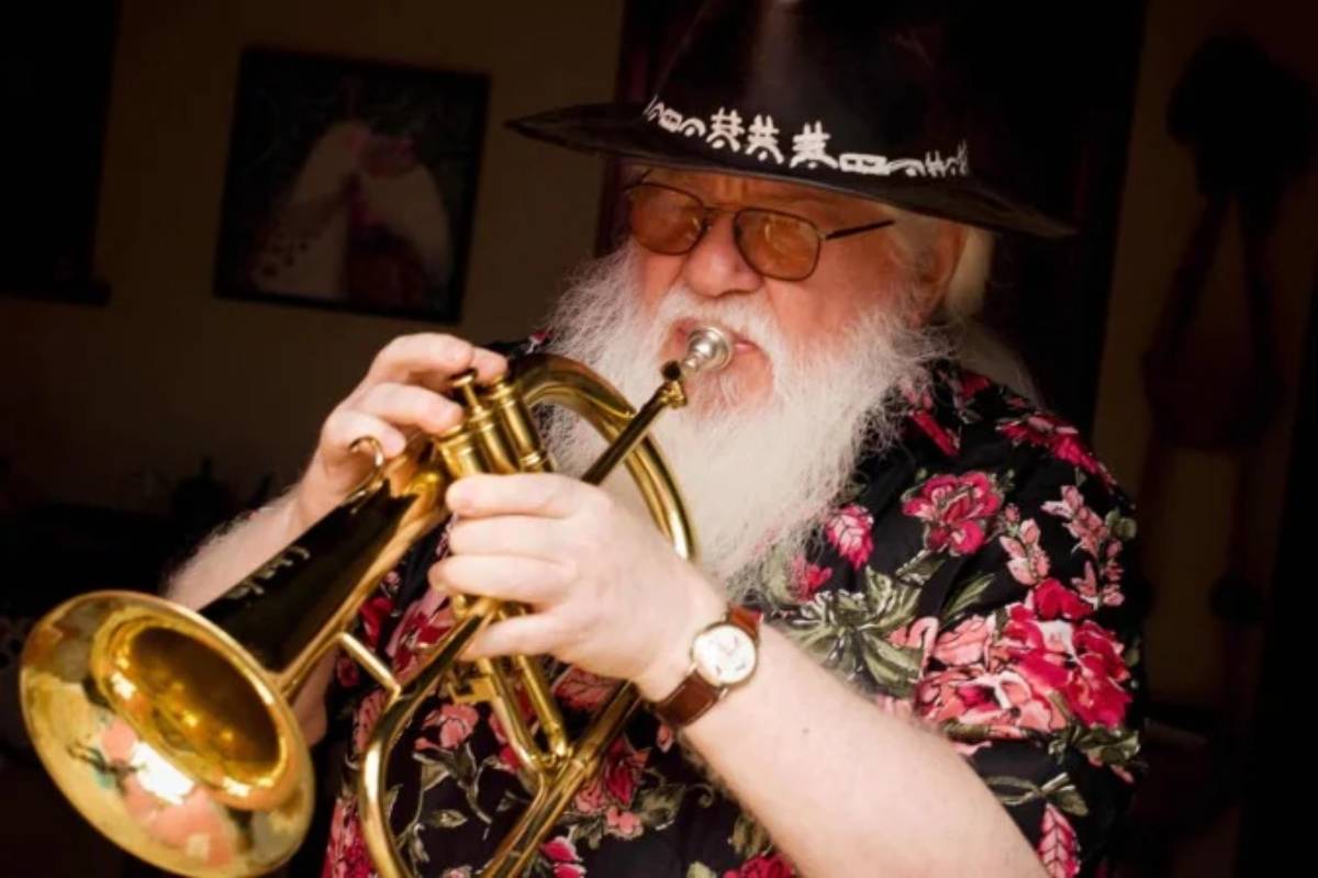 Além dele, diversos artistas ao redor do mundo utilizam sua arte para promover a conscientização sobre o albinismo