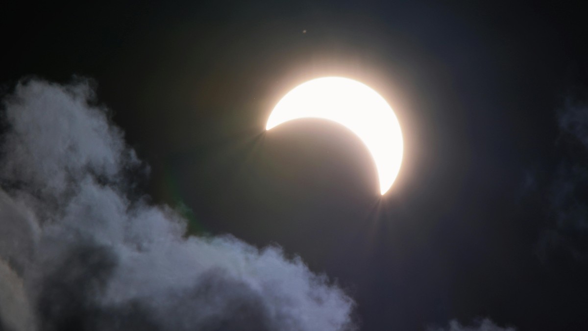 O eclipse solar acontece no grau crítico do eixo Virgem-Peixes