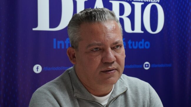 Deputado Paulo Correia esteve na redação do Diário do Litoral
