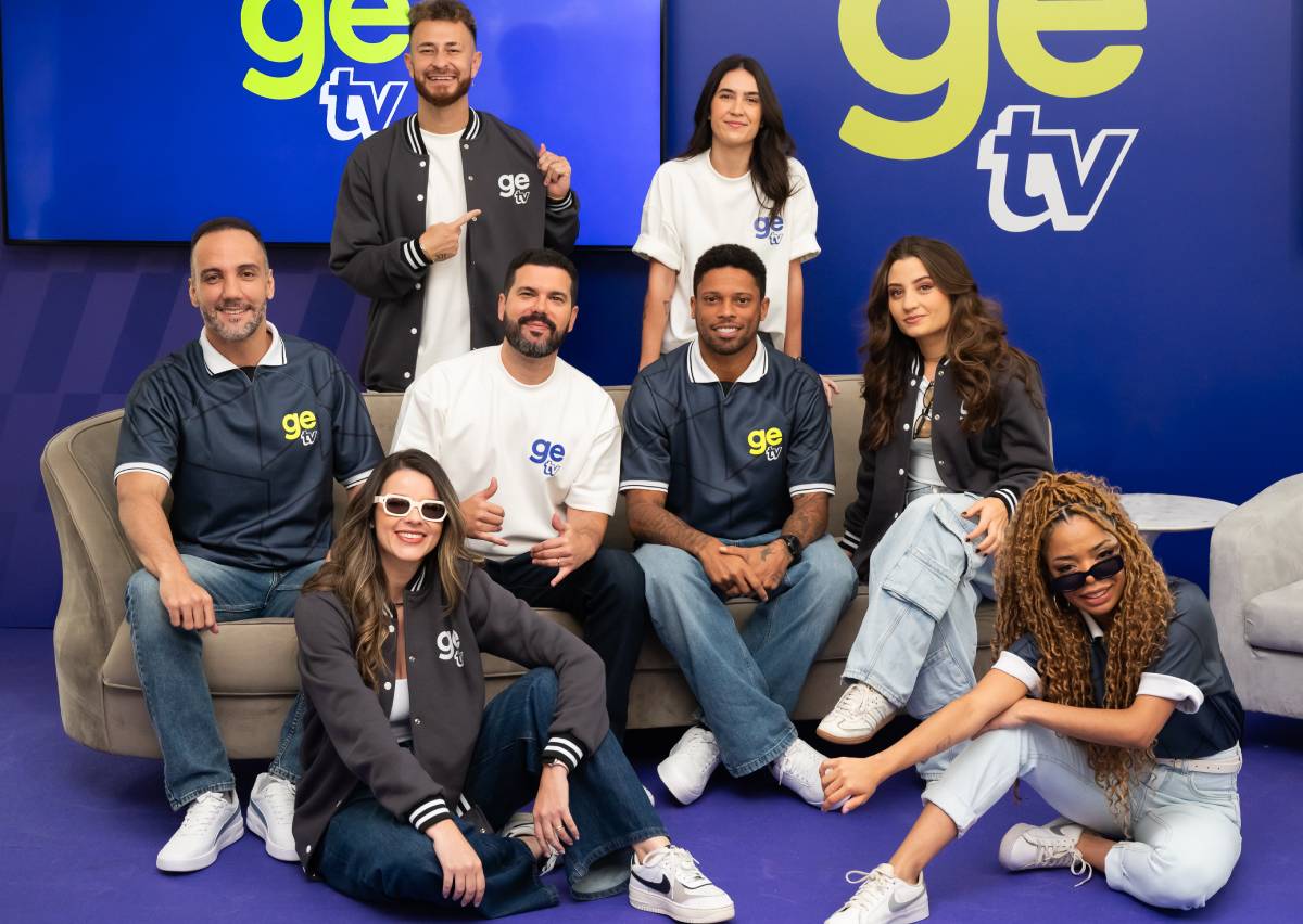 Na equipe, um time com forte conexão com o universo digital, tanto na frente quanto atrás das câmeras