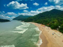 Ilhabela e a vizinha, São Sebastião, pretender cobrar taxas de turistas visitantes