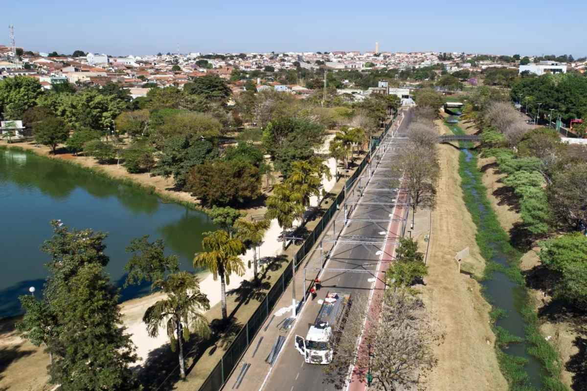 A história de origem remete ao século XIX, quando a região ainda era de mata virgem