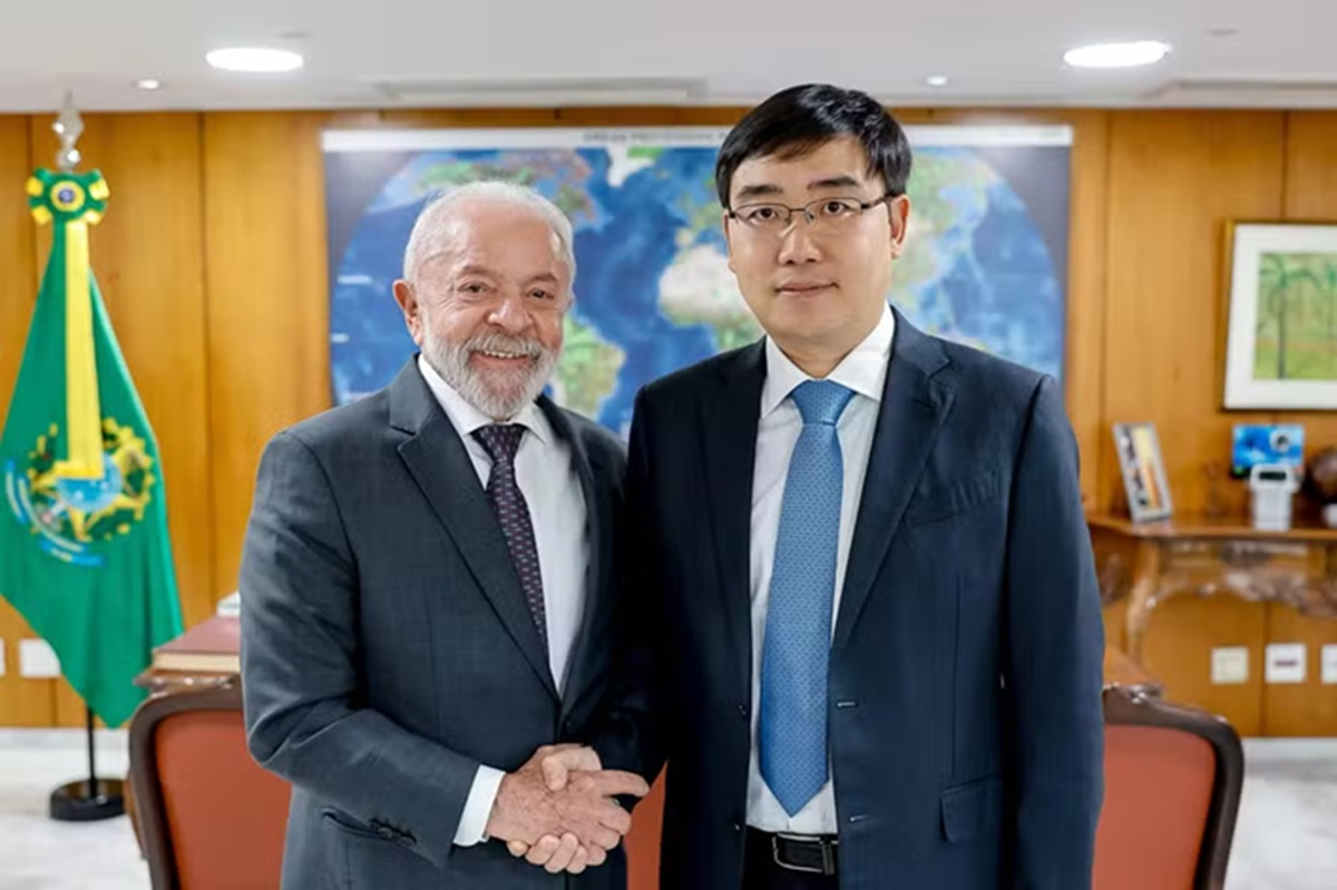 Lula recebeu executivos da 99 e da DiDi Global para anunciar um pacote de medidas