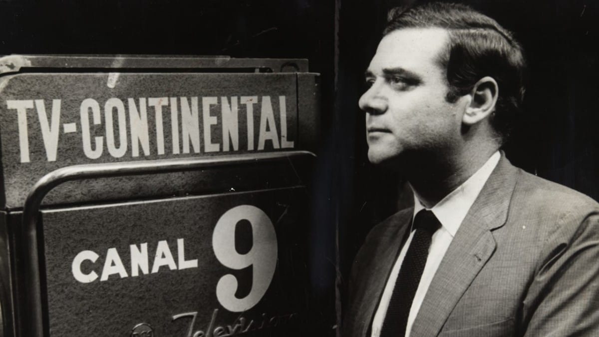 Após carreira na TV Tupi, o jornalista trabalhou na TV Continental até 1970 / Reprodução/Wikimedia Commons