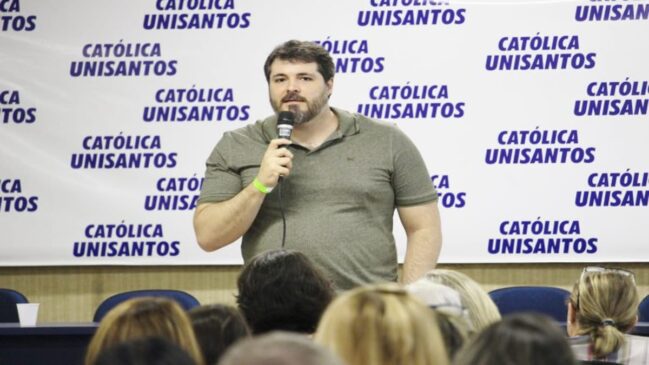 Professor universitário Alexandre Saul Pinto morreu após passar mal durante treino em academia