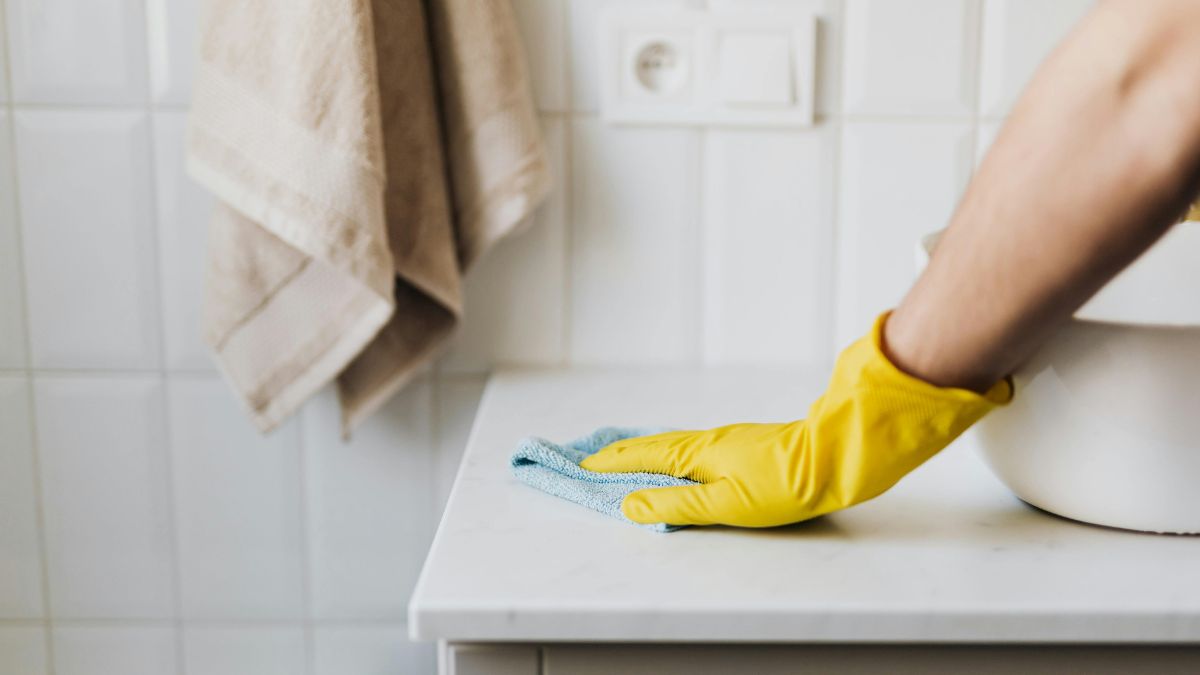 Utensílios de cozinha: Cubra com a pasta, deixe agir por 5 minutos e enxágue para remover bactérias e resíduos de alimentos - Pexels