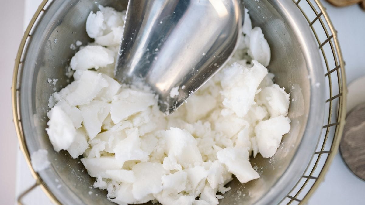 Escovas de dentes: deixe de molho em uma solução diluída por 10 minutos para uma limpeza profunda e enxágue bem com água - Pexels