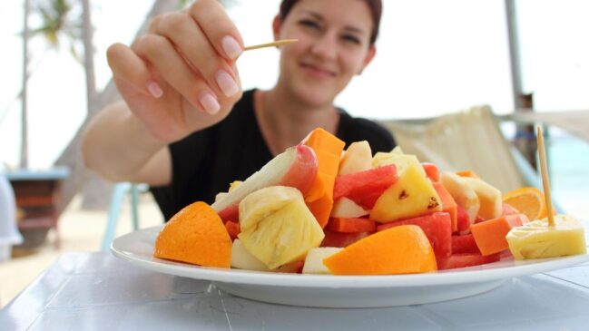 Estas duas frutas e planta ajudam a despertar o corpo