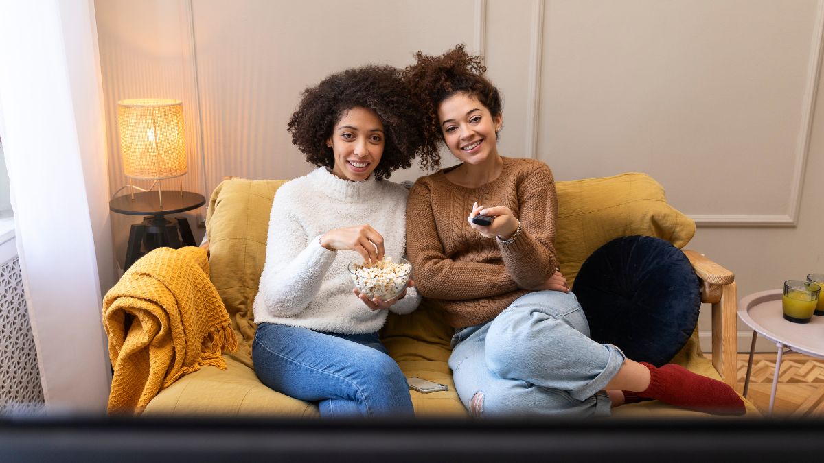 O ChatGPT pode ser usado como buscador de filmes e séries gratuitos online/Freepik