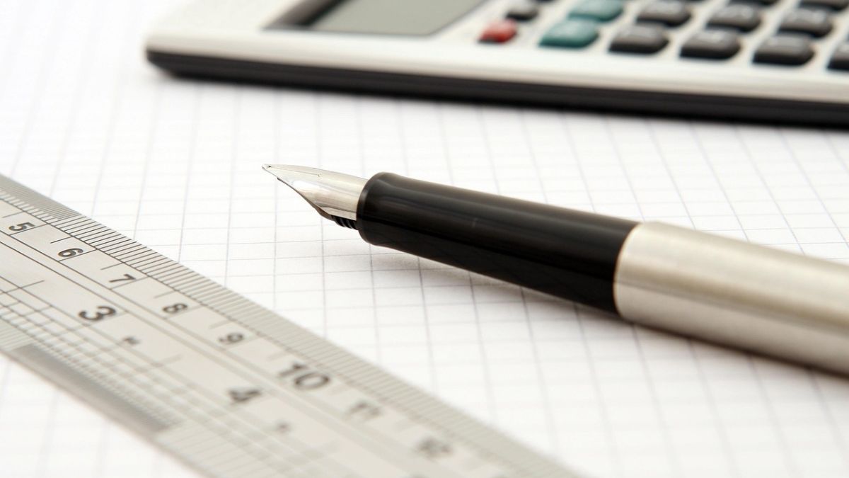 Dados recentes mostram que pessoas com diploma universitário enfrentam aumento maior na taxa de desocupação/Pixabay