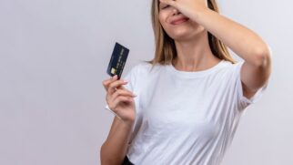 Isso significa que a dívida prescreve para fins de cobrança legal