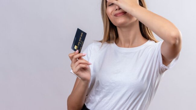 Isso significa que a dívida prescreve para fins de cobrança legal