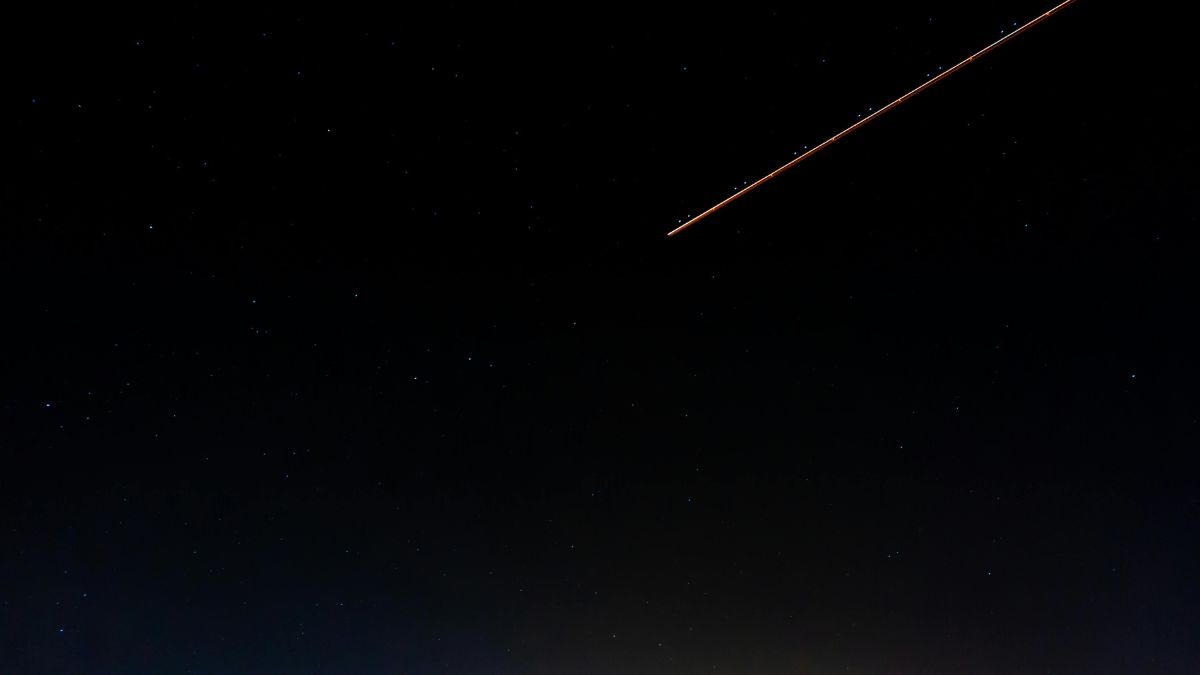 As noites de 21 a 23 de outubro terão até 20 meteoros por hora visíveis em todo o Brasil/Pexels