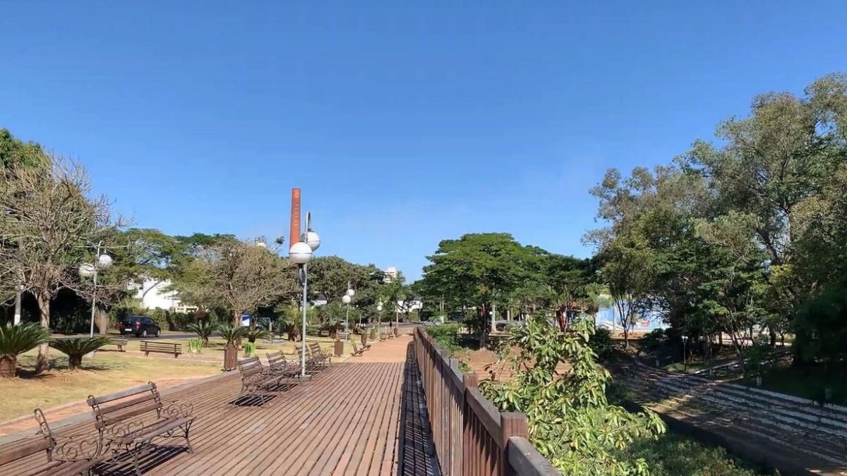 A cerâmica gera mais de 5 mil empregos por ano na cidade, sendo essencial para a economia e o sustento da população