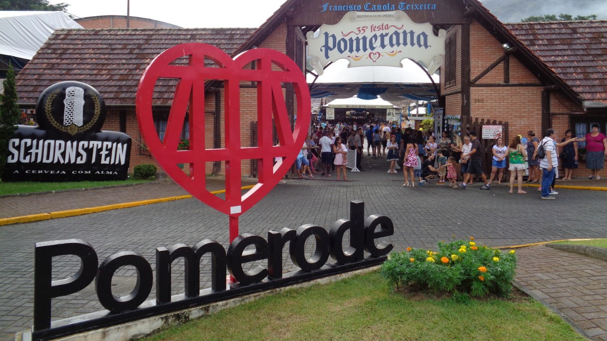 A Entrada da trigésima quinta Festa Pomerana / Andrevruas/Wikimedia Commons