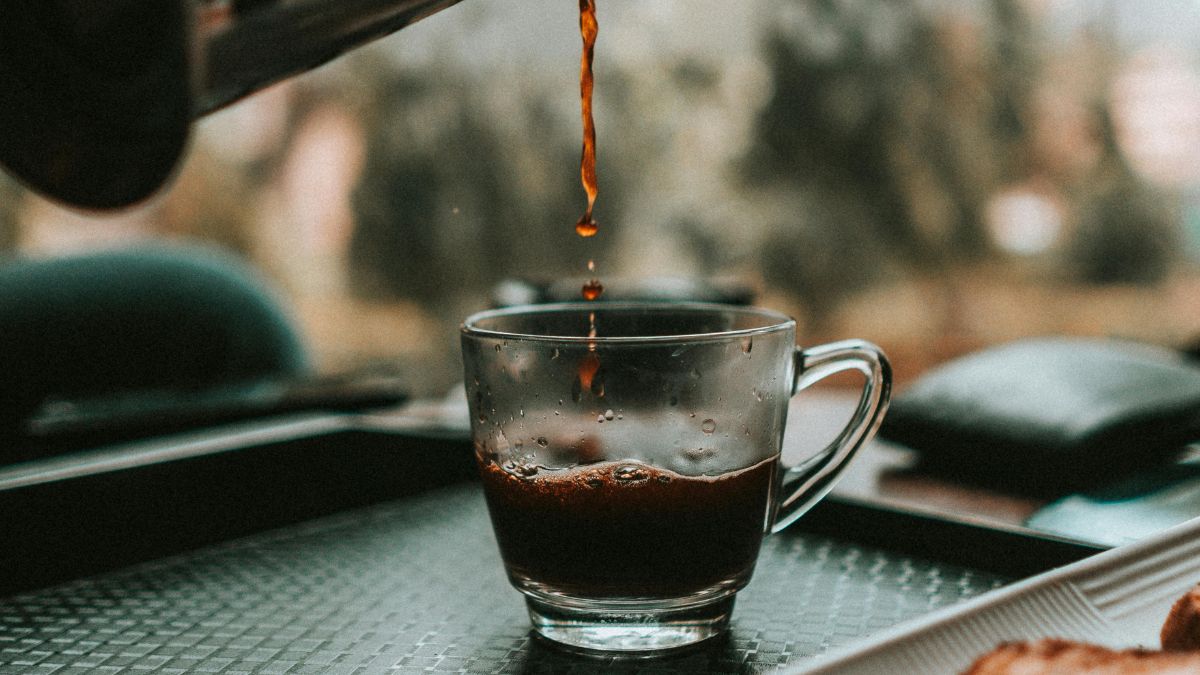 O estudo mostra também uma mortalidade geral 31% menor entre quem consome café cedo/Pexels