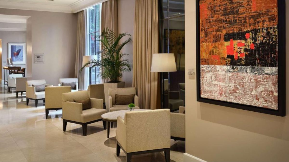 O hotel conta ainda com recepção 24 horas, concierge e serviço de quarto. Além disso, o Bristol Panama Hotel oferece café da manhã - Divulgação
