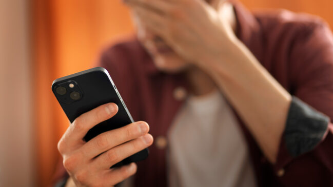 Você acha que seu número de celular está seguro? A realidade é que ele pode vazar, e quando isso acontece, prepare-se: as ligações de SPAM,