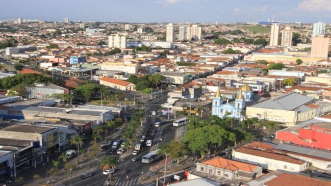 A cidade é conhecida por ter um histórico relacionado a uma das bebidas mais populares do Brasil