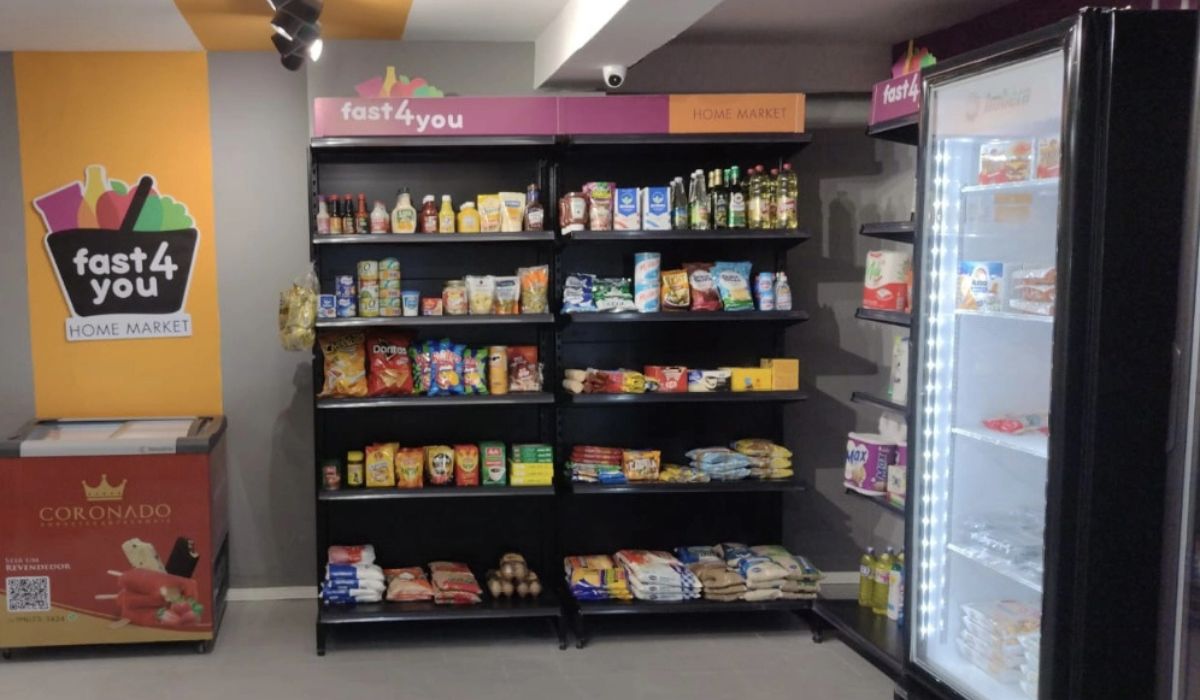 As unidades da Fast4you operam 24 horas e estão presentes em diversos lugares do dia a dia