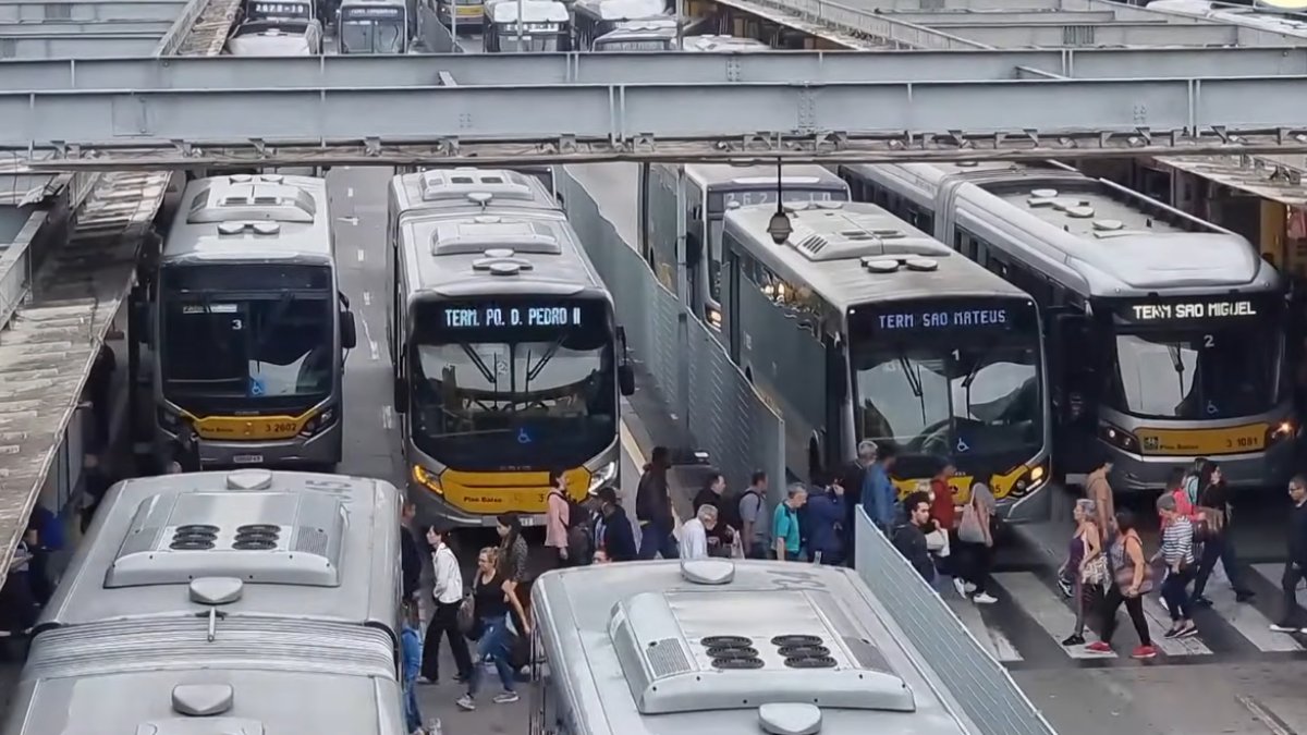 A linha 477P, que liga Rio Pequeno ao Ipiranga, tem mais de 78 km e 102 paradas