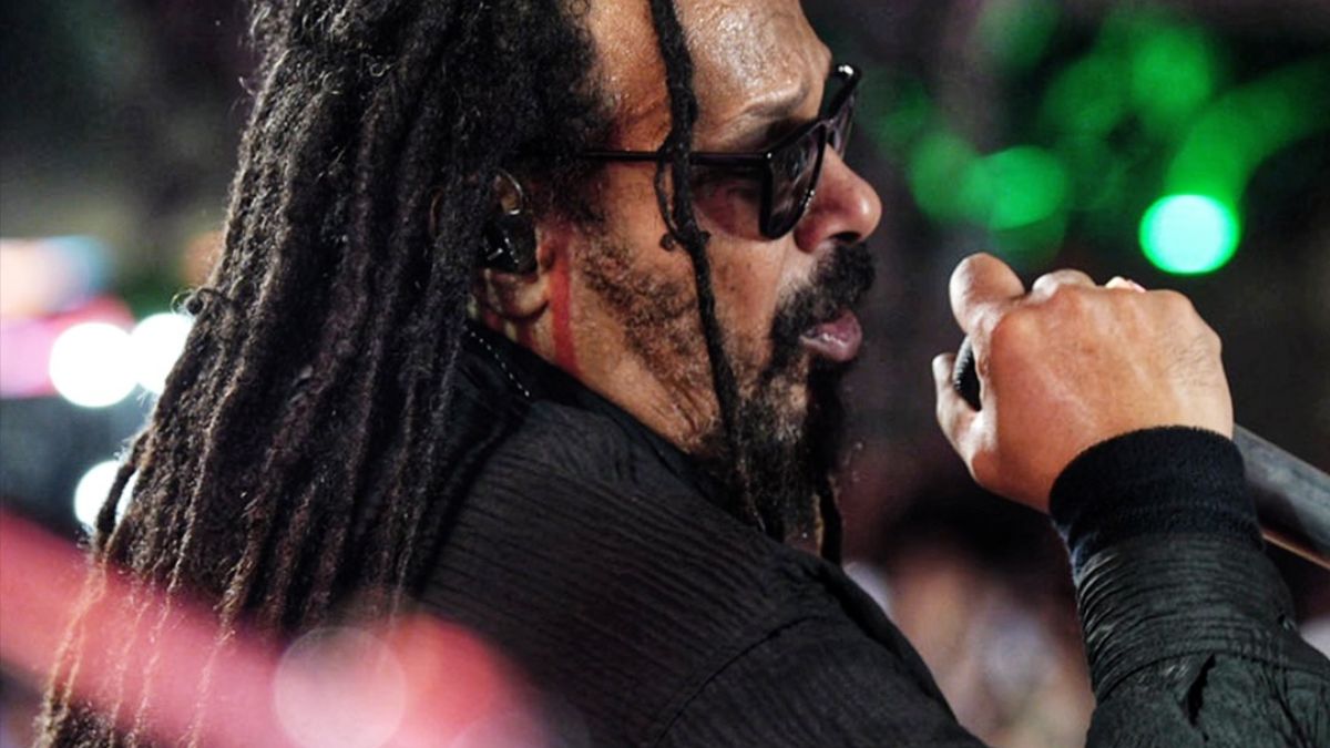 O ex-vocalista de O Rappa mudou um trecho da música "Minha Alma"