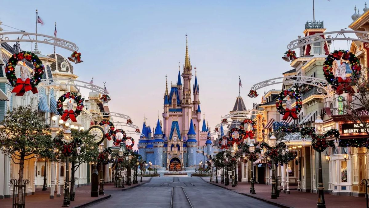 Uma via próxima ao parque Magic Kingdom chegou a ser isolada/Reprodução