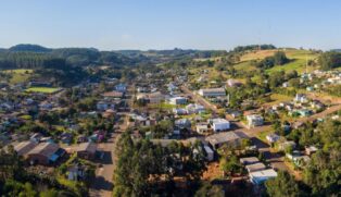 A Prefeitura de Águas Frias, município conhecido como a "capital do abraço", no Oeste de Santa Catarina, lançou o processo seletivo n&ordm; 16/2025 para formação de cadastro reserva