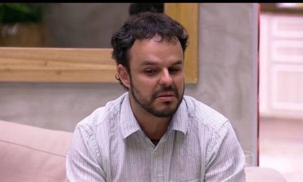 Bial apontou que o ex-BBB está dedicado à vida política e dificilmente retornaria ao confinamento