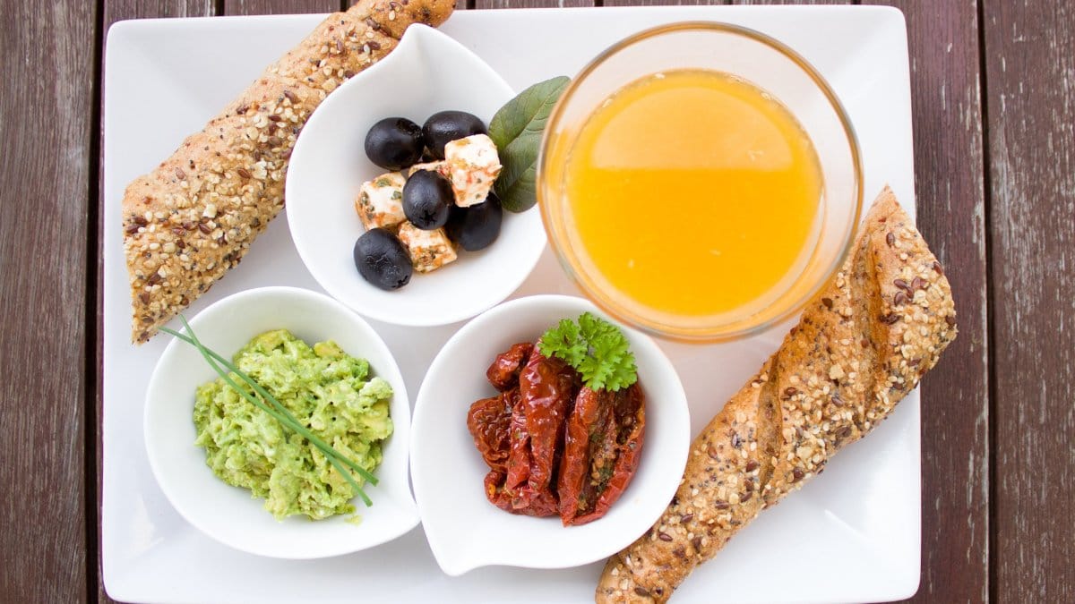 Como molho, o guacamole transforma sanduíches e wraps em versões mais leves e nutritivas / Pixabay