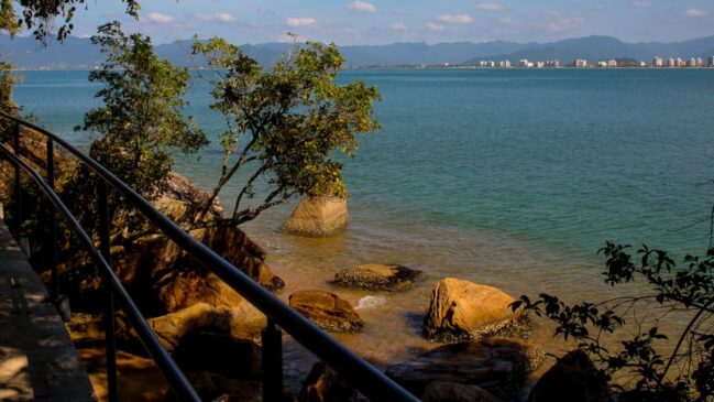 Cidade lança catálogo inédito para promover turismo de experiências no Litoral Norte
