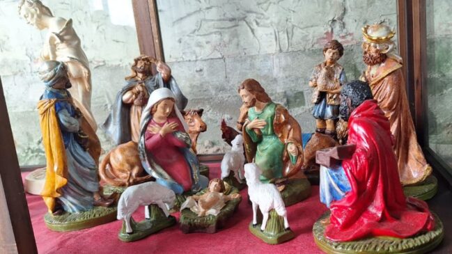 A última loja de artesanato artesanal em gesso da Baixada vai fechar após 25 anos de histórias e milagres natalinos.