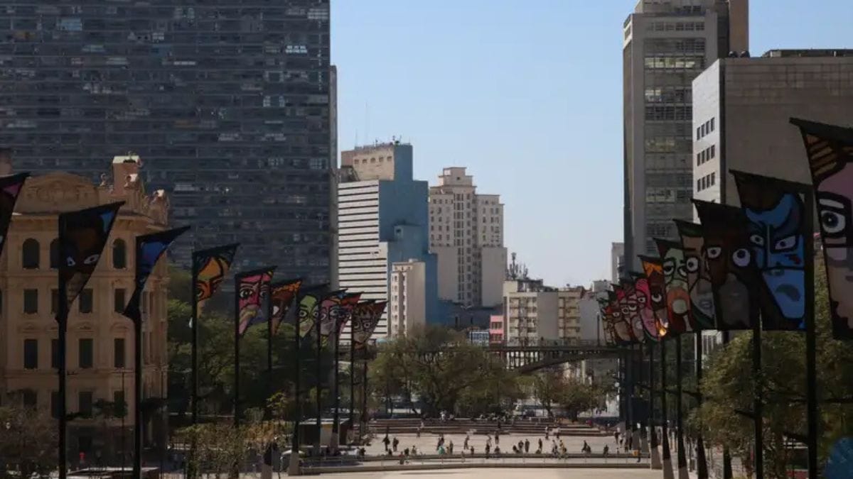 Praça do Patriarca terá piso renovado e mudanças no entorno, incluindo a realocação da estátua de José Bonifácio