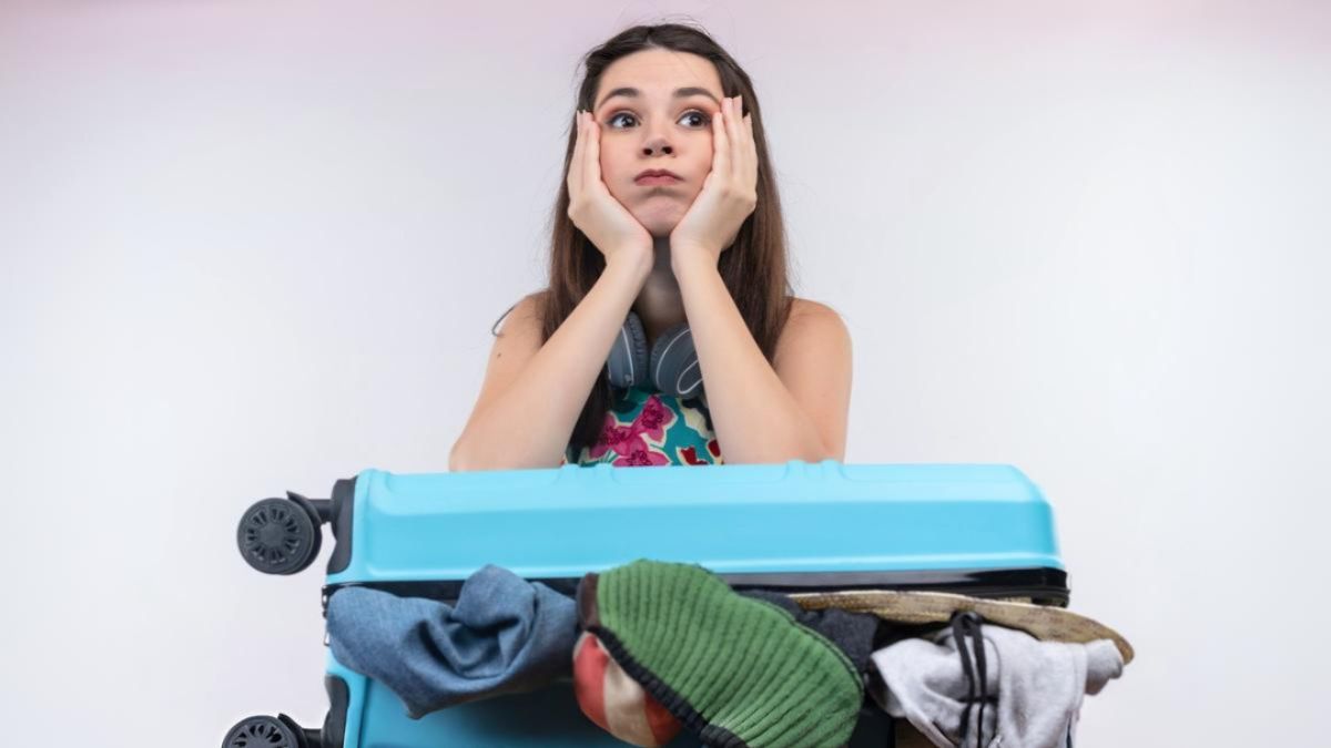 Arrumar a mala com planejamento evita excesso de peso, reduz o estresse e deixa a viagem muito mais prática