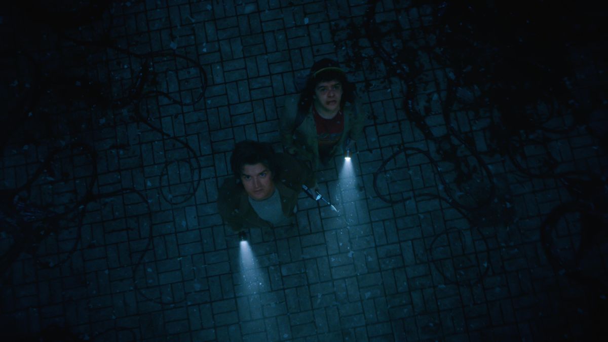 O grupo retorna ao cenário onde tudo começou, agora ainda mais perigoso/ Reprodução X/@NetflixBrasil