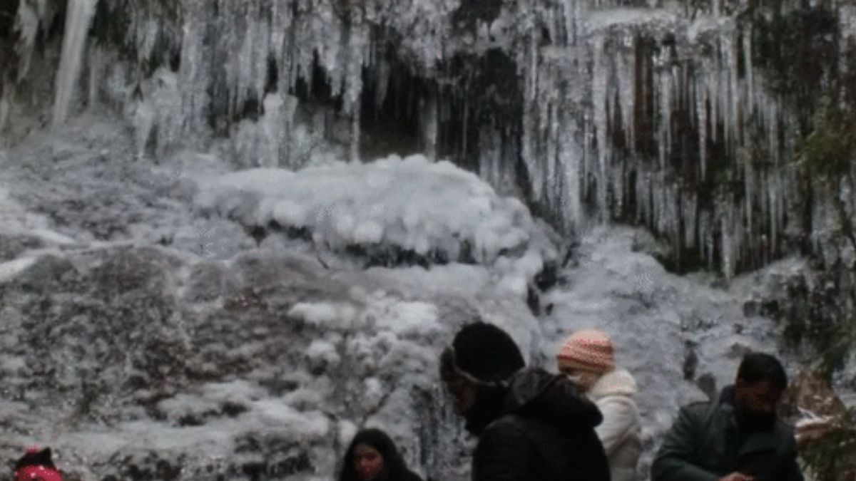 Temperaturas negativas consecutivas fazem a paisagem de Urupema parecer saída de um cenário europeu/Marleno Muniz/Arquivo Pessoal