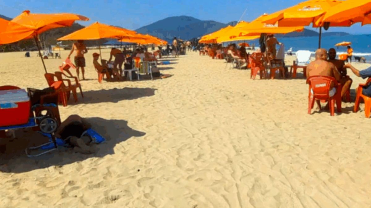 Praia da Cocanha Entre as praias Massaguaçu (ao sul) e Mococa (ao norte), está a Praia da Cocanha, uma das mais queridas pelos turistas. O acesso é feito pela Rodovia Rio-Santos (SP-55), por um caminho pavimentado que leva direto à areia. No canto esquerdo, o Ilhote da Cocanha forma uma barreira natural, deixando o mar mais calmo, perfeito para famílias com crianças, idosos e pessoas com deficiência. As águas cristalinas favorecem o mergulho livre, stand up paddle e caiaque/ Reginaldo Pupo